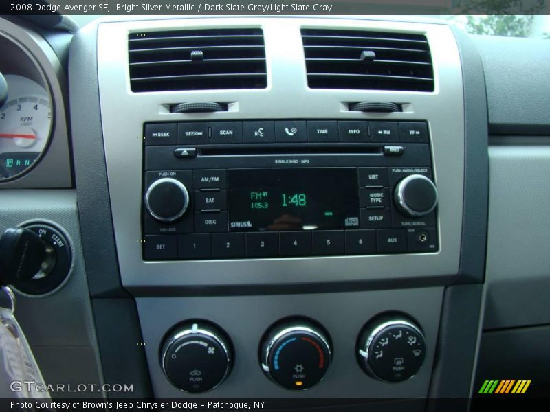 Bright Silver Metallic / Dark Slate Gray/Light Slate Gray 2008 Dodge Avenger SE