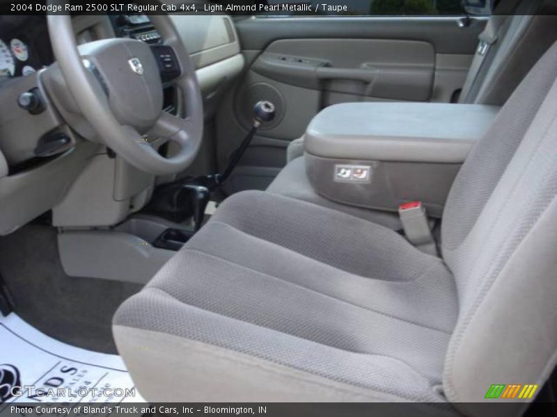 Light Almond Pearl Metallic / Taupe 2004 Dodge Ram 2500 SLT Regular Cab 4x4