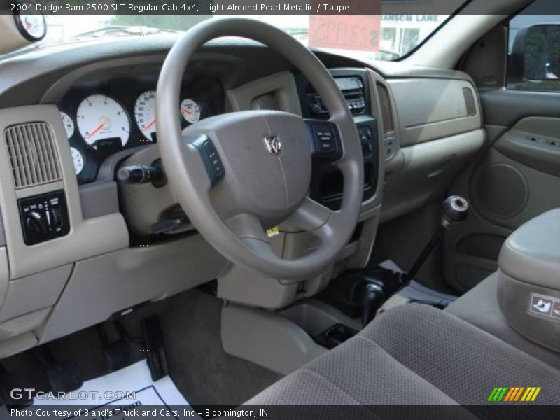 Light Almond Pearl Metallic / Taupe 2004 Dodge Ram 2500 SLT Regular Cab 4x4