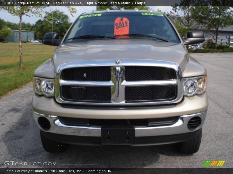 Light Almond Pearl Metallic / Taupe 2004 Dodge Ram 2500 SLT Regular Cab 4x4