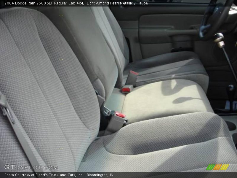 Light Almond Pearl Metallic / Taupe 2004 Dodge Ram 2500 SLT Regular Cab 4x4
