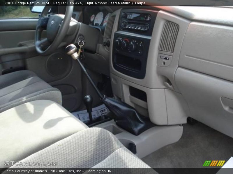 Light Almond Pearl Metallic / Taupe 2004 Dodge Ram 2500 SLT Regular Cab 4x4