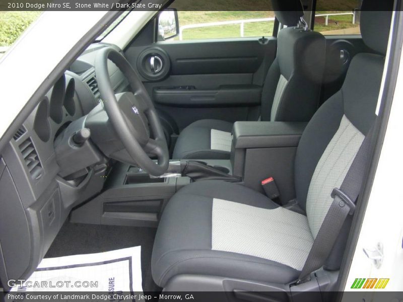 Stone White / Dark Slate Gray 2010 Dodge Nitro SE