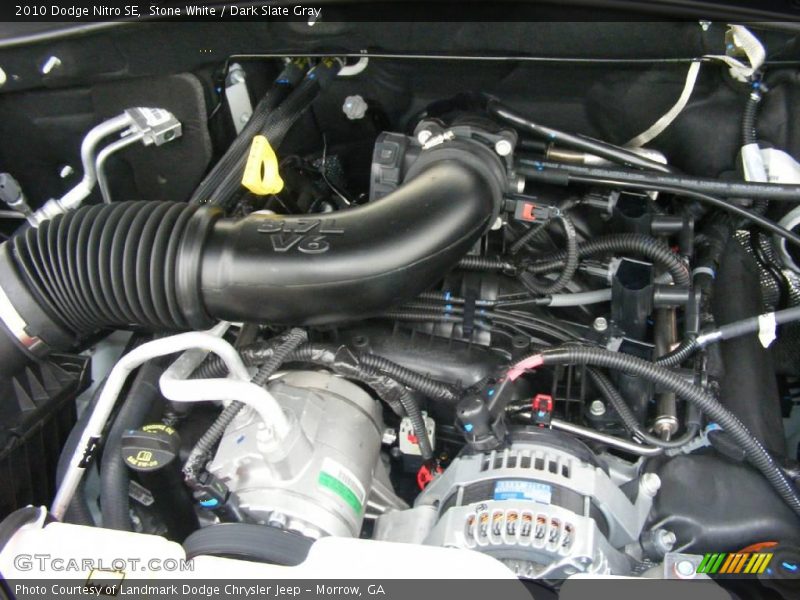 Stone White / Dark Slate Gray 2010 Dodge Nitro SE