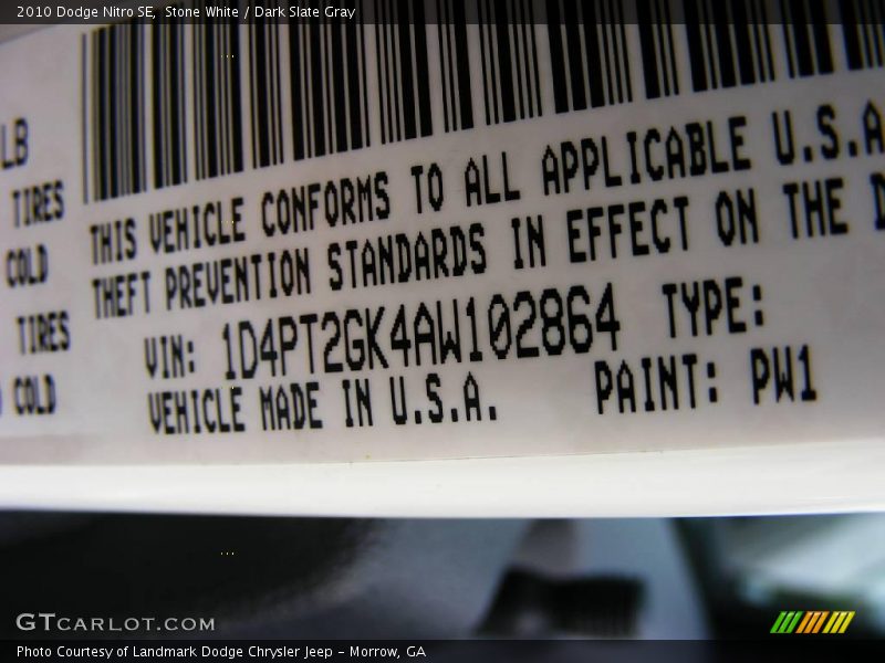 Stone White / Dark Slate Gray 2010 Dodge Nitro SE