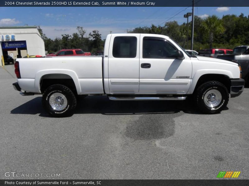 Summit White / Medium Gray 2004 Chevrolet Silverado 2500HD LS Extended Cab