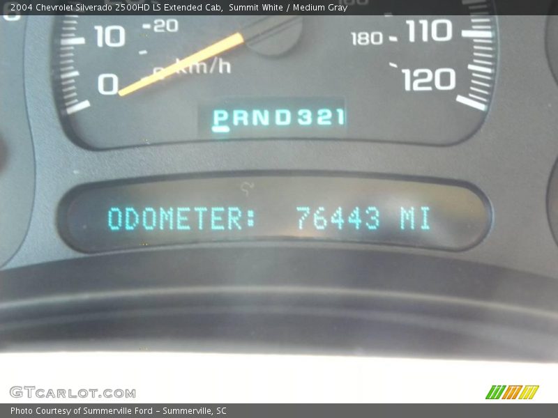 Summit White / Medium Gray 2004 Chevrolet Silverado 2500HD LS Extended Cab