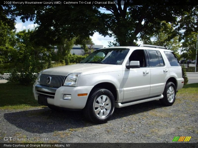 Cashmere Tri-Coat / Charcoal Black 2006 Mercury Mountaineer Luxury AWD