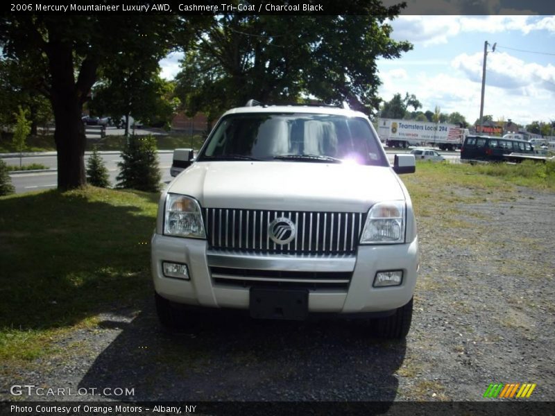 Cashmere Tri-Coat / Charcoal Black 2006 Mercury Mountaineer Luxury AWD