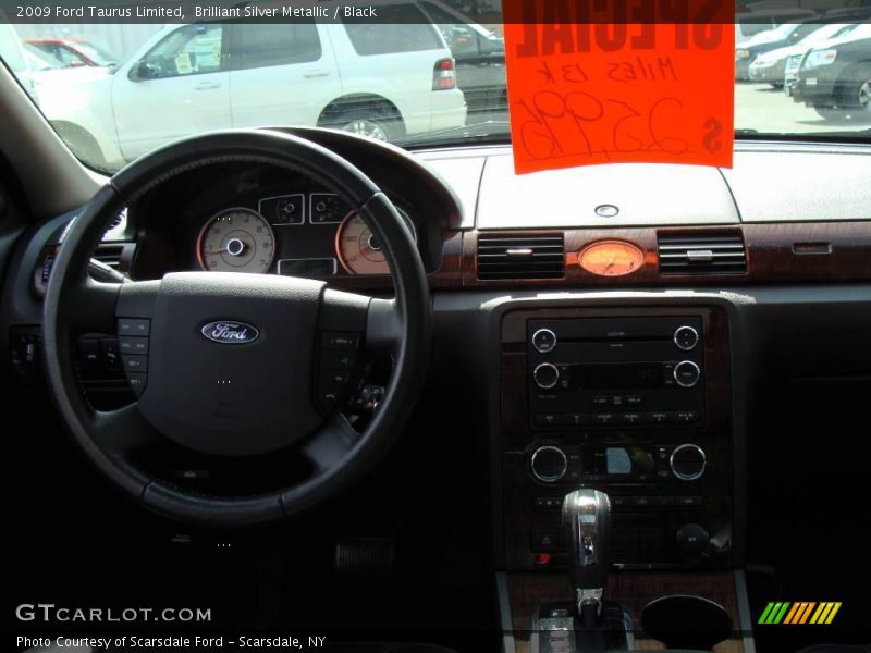 Brilliant Silver Metallic / Black 2009 Ford Taurus Limited