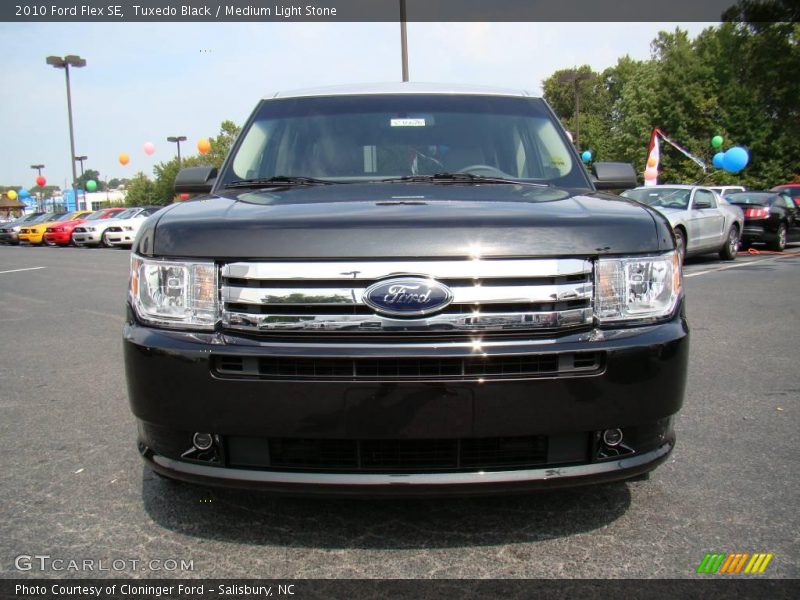 Tuxedo Black / Medium Light Stone 2010 Ford Flex SE