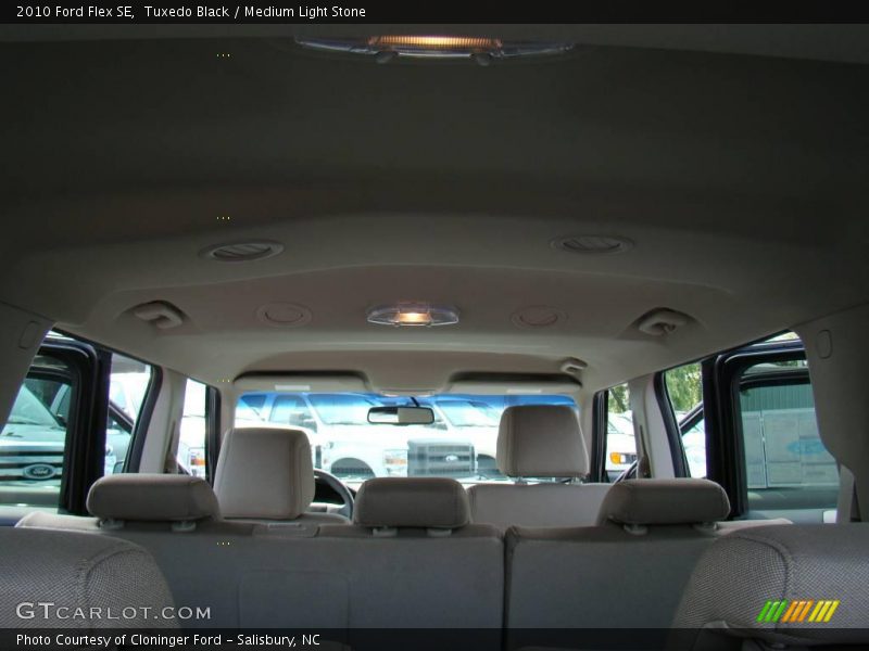 Tuxedo Black / Medium Light Stone 2010 Ford Flex SE