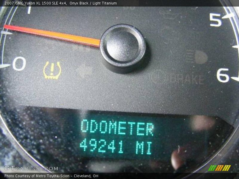 Onyx Black / Light Titanium 2007 GMC Yukon XL 1500 SLE 4x4