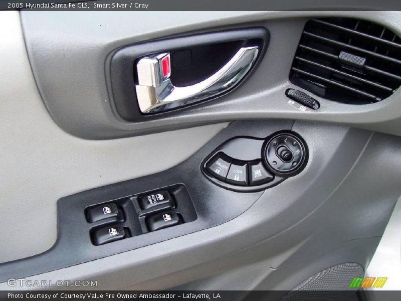 Smart Silver / Gray 2005 Hyundai Santa Fe GLS