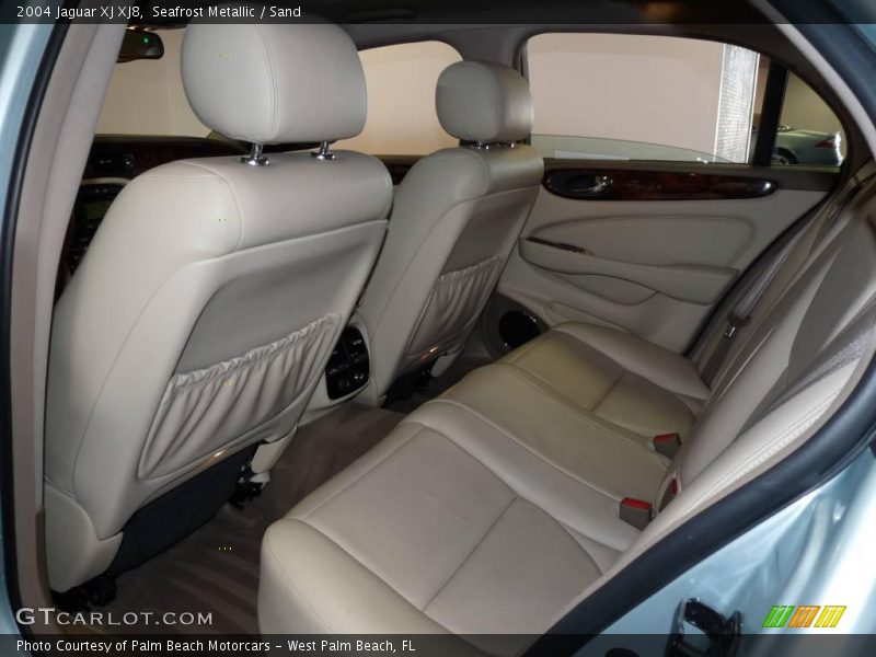 Seafrost Metallic / Sand 2004 Jaguar XJ XJ8
