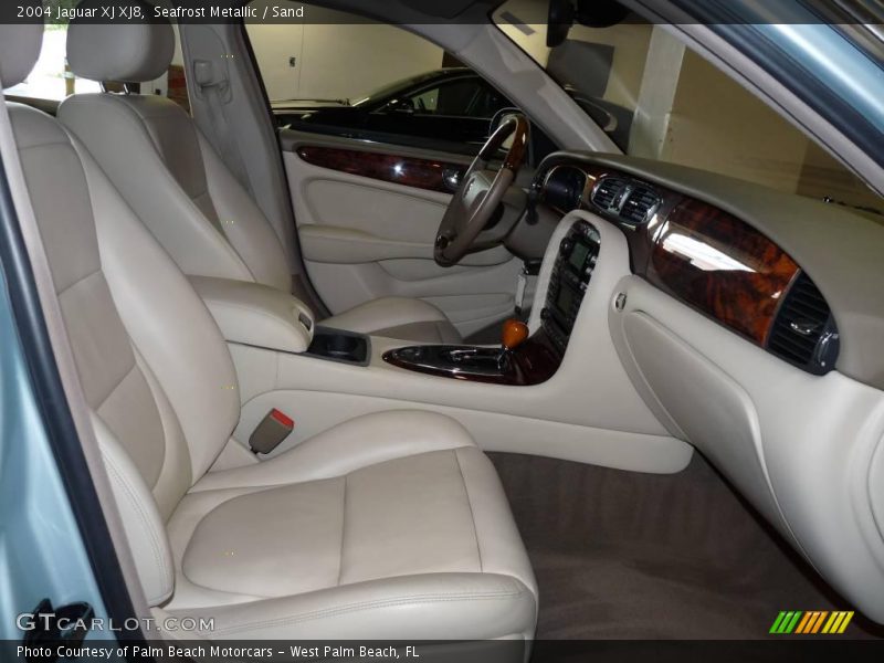 Seafrost Metallic / Sand 2004 Jaguar XJ XJ8