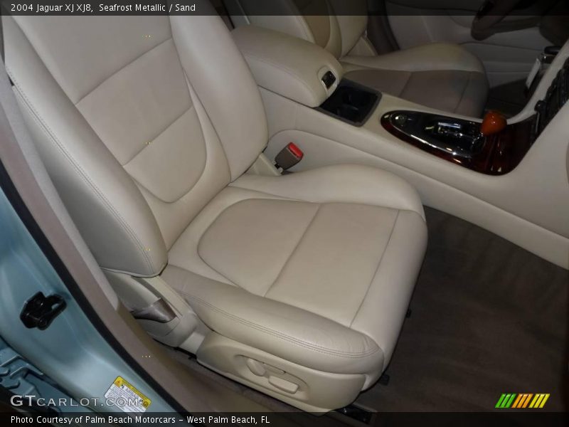 Seafrost Metallic / Sand 2004 Jaguar XJ XJ8