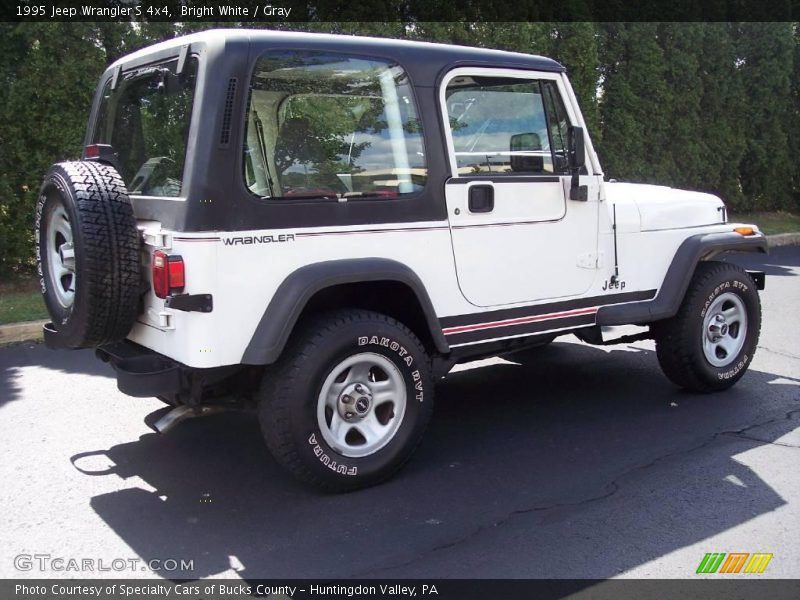 Bright White / Gray 1995 Jeep Wrangler S 4x4