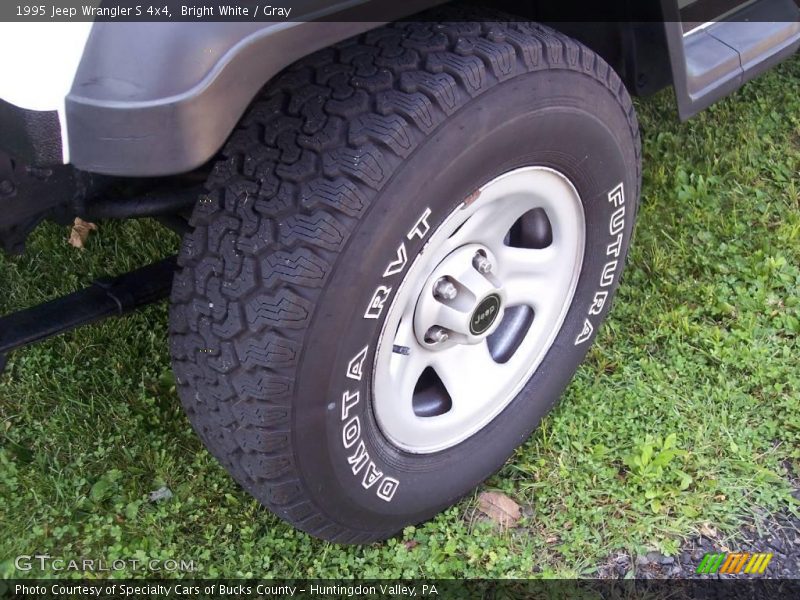 Bright White / Gray 1995 Jeep Wrangler S 4x4