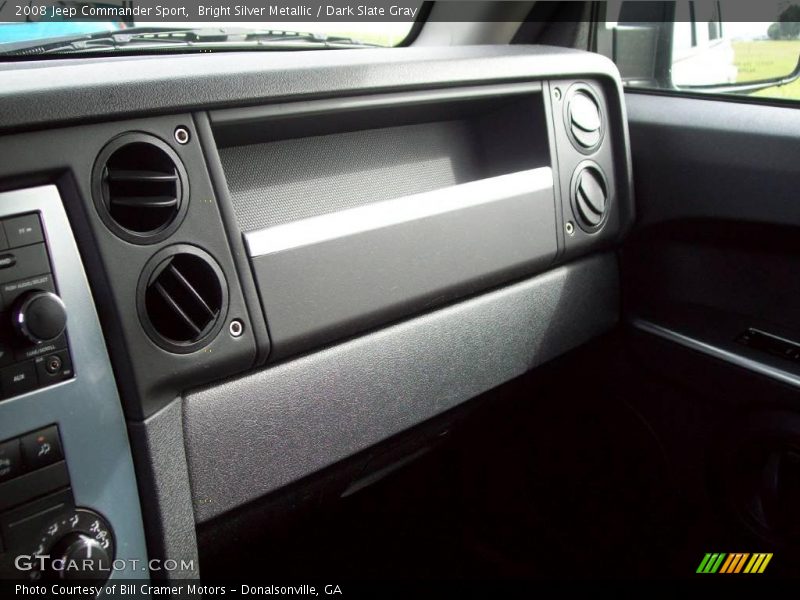 Bright Silver Metallic / Dark Slate Gray 2008 Jeep Commander Sport