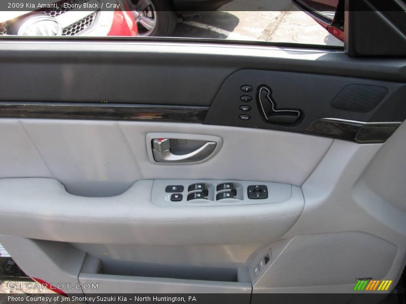 Ebony Black / Gray 2009 Kia Amanti