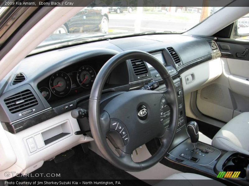Ebony Black / Gray 2009 Kia Amanti