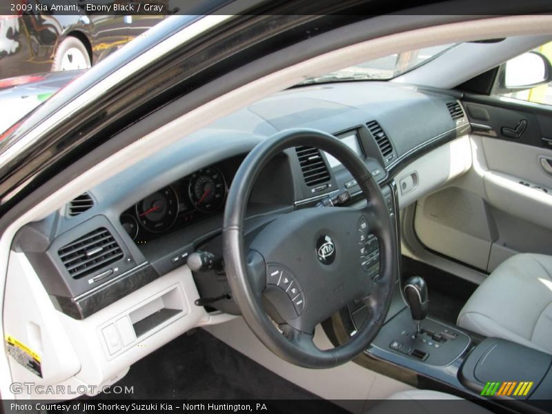 Ebony Black / Gray 2009 Kia Amanti