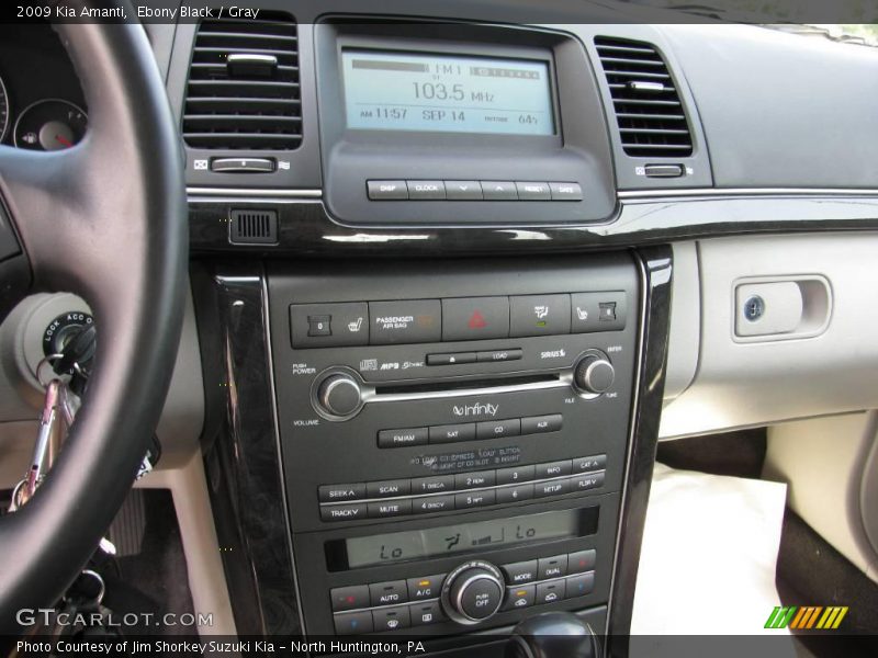 Ebony Black / Gray 2009 Kia Amanti