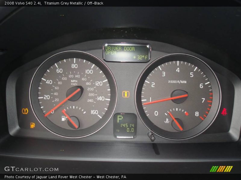 Titanium Grey Metallic / Off-Black 2008 Volvo S40 2.4i