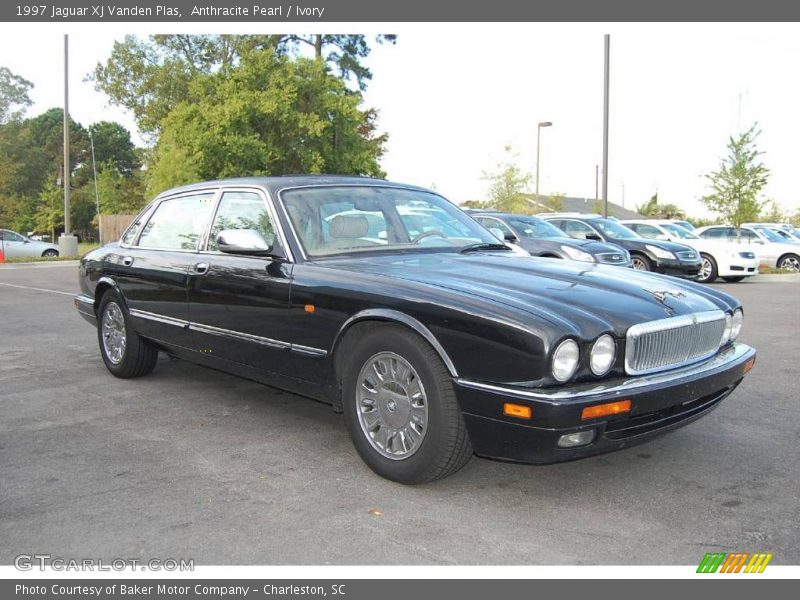 Anthracite Pearl / Ivory 1997 Jaguar XJ Vanden Plas