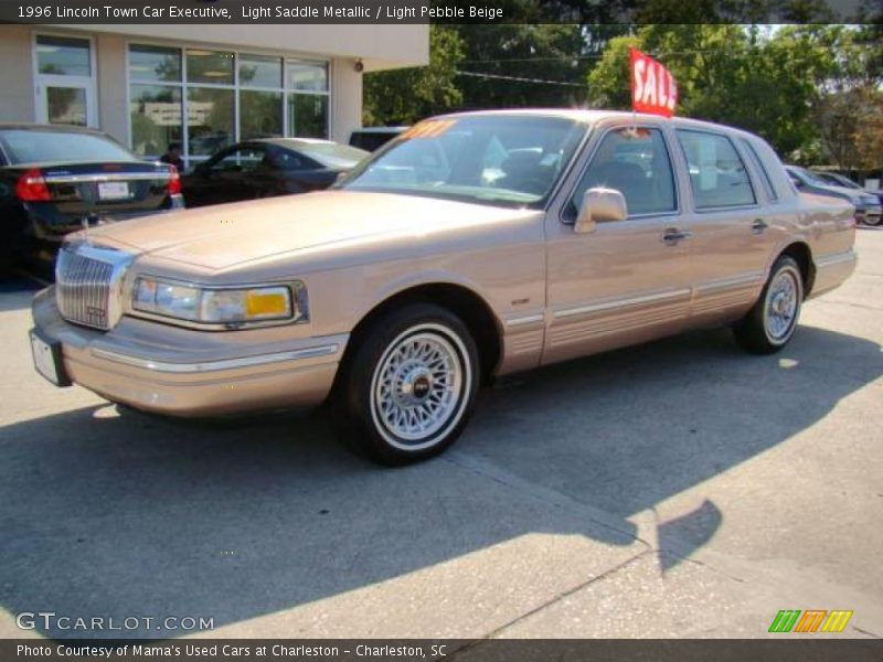 Light Saddle Metallic / Light Pebble Beige 1996 Lincoln Town Car Executive