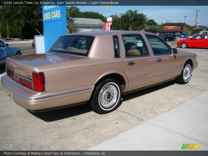 Light Saddle Metallic / Light Pebble Beige 1996 Lincoln Town Car Executive