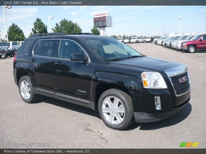 Onyx Black / Light Titanium 2010 GMC Terrain SLE
