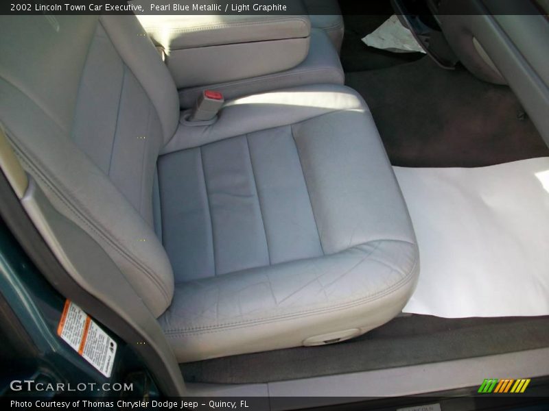 Pearl Blue Metallic / Light Graphite 2002 Lincoln Town Car Executive