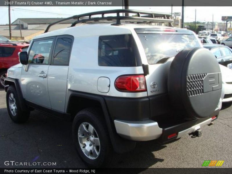 Titanium Metallic / Dark Charcoal 2007 Toyota FJ Cruiser 4WD