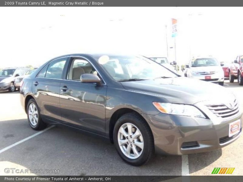 Magnetic Gray Metallic / Bisque 2009 Toyota Camry LE