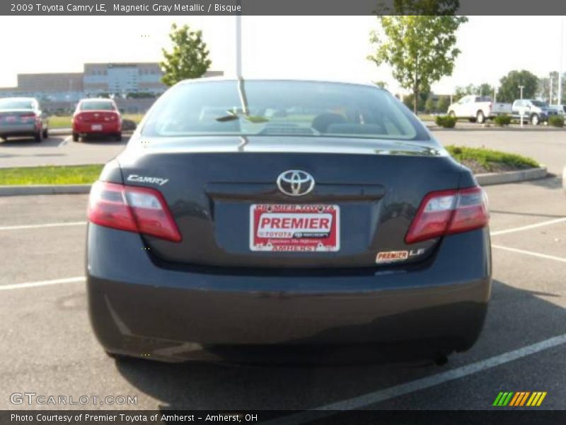 Magnetic Gray Metallic / Bisque 2009 Toyota Camry LE