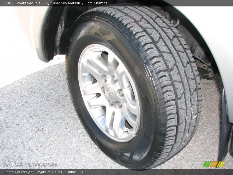 Silver Sky Metallic / Light Charcoal 2006 Toyota Sequoia SR5