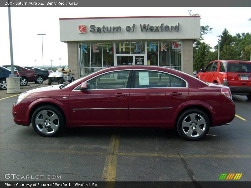 Berry Red / Gray 2007 Saturn Aura XE