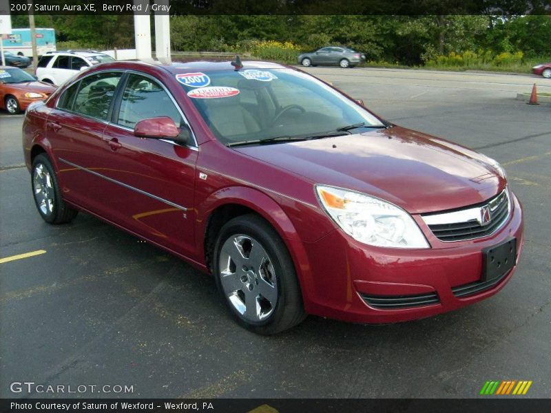 Berry Red / Gray 2007 Saturn Aura XE
