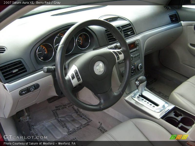 Berry Red / Gray 2007 Saturn Aura XE