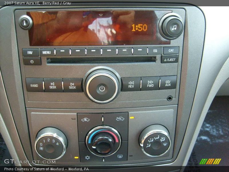 Berry Red / Gray 2007 Saturn Aura XE