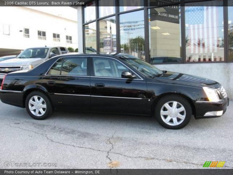 Black Raven / Shale 2006 Cadillac DTS Luxury