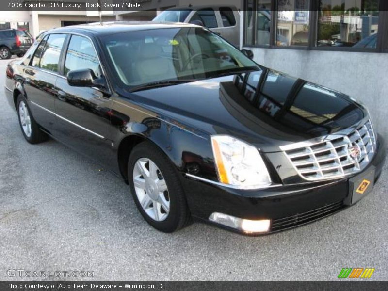 Black Raven / Shale 2006 Cadillac DTS Luxury