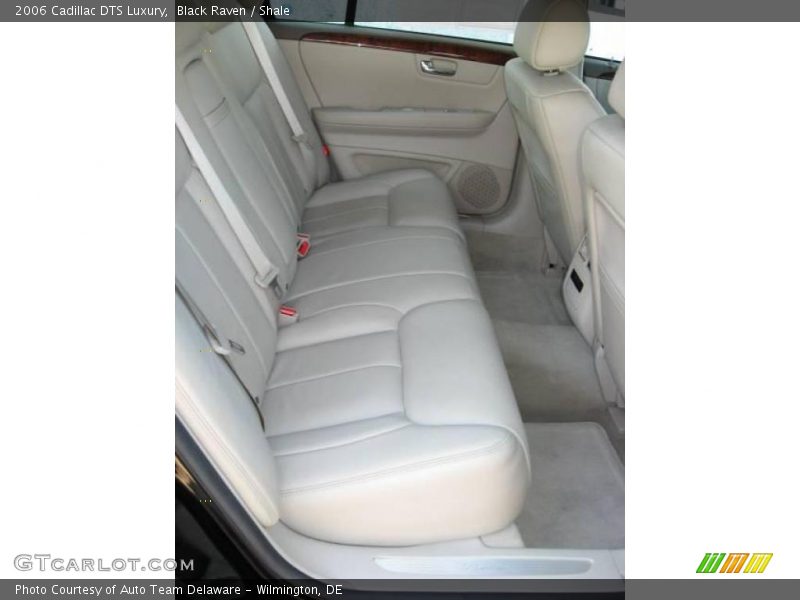 Black Raven / Shale 2006 Cadillac DTS Luxury