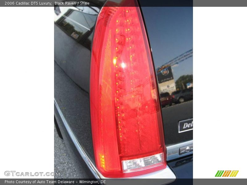 Black Raven / Shale 2006 Cadillac DTS Luxury