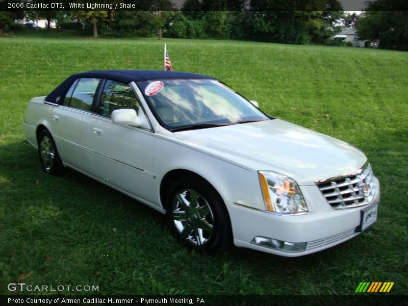 White Lightning / Shale 2006 Cadillac DTS