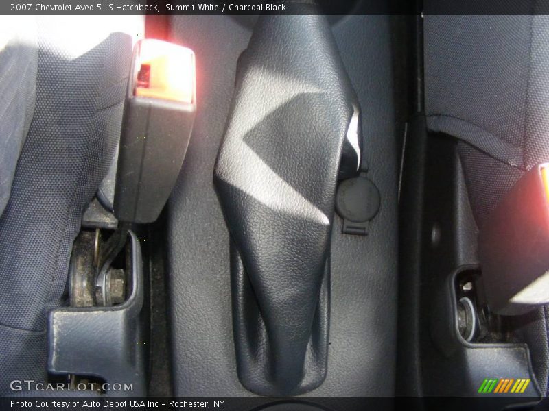 Summit White / Charcoal Black 2007 Chevrolet Aveo 5 LS Hatchback
