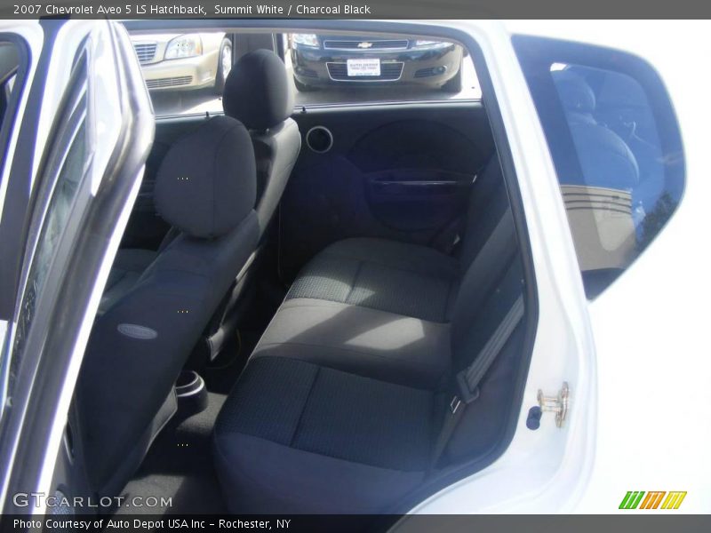 Summit White / Charcoal Black 2007 Chevrolet Aveo 5 LS Hatchback