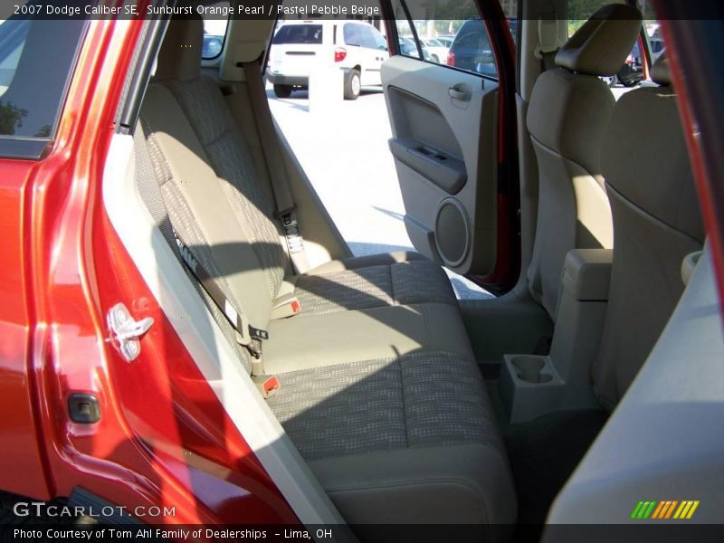 Sunburst Orange Pearl / Pastel Pebble Beige 2007 Dodge Caliber SE